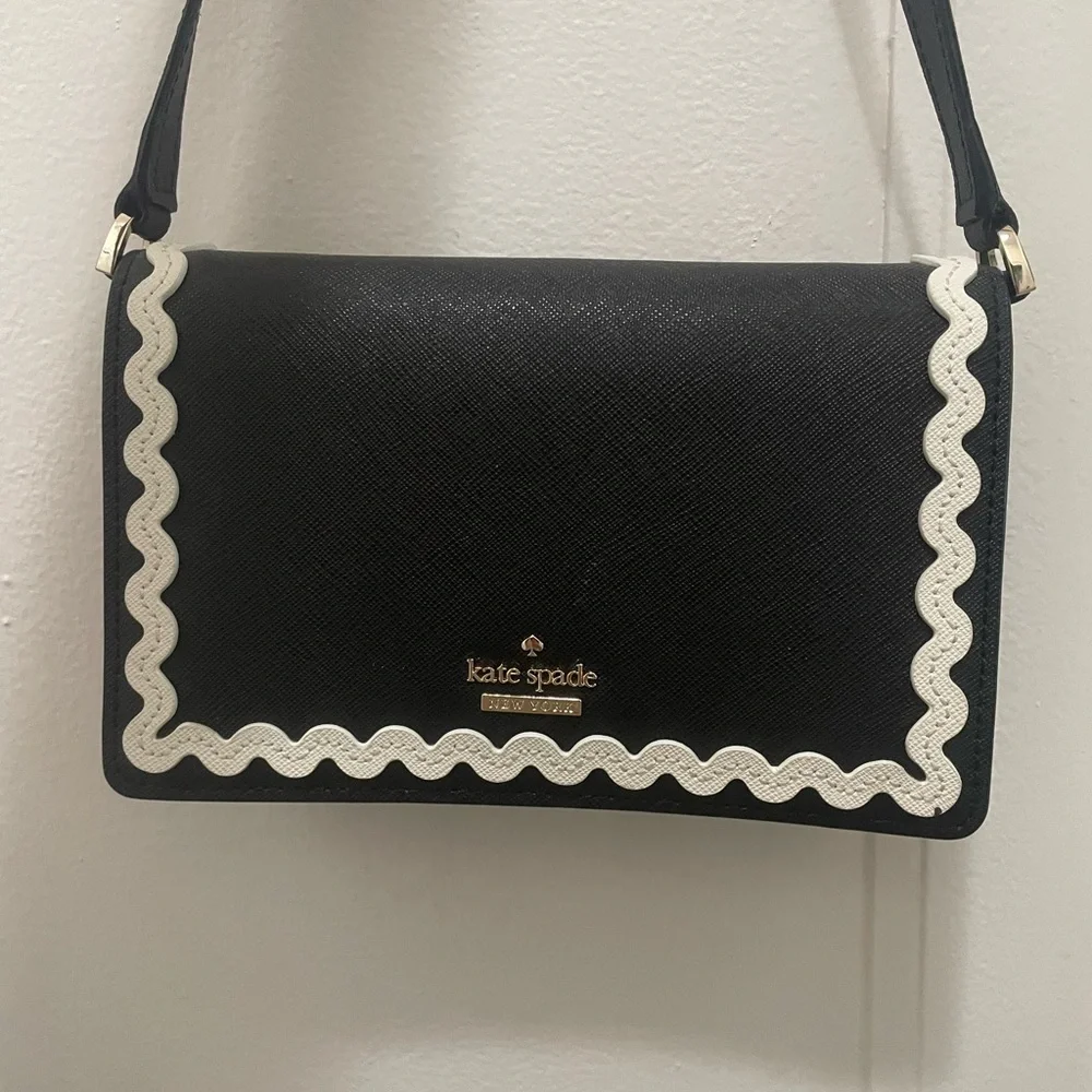 Kate spade small black white purse - Picture 2 of 5